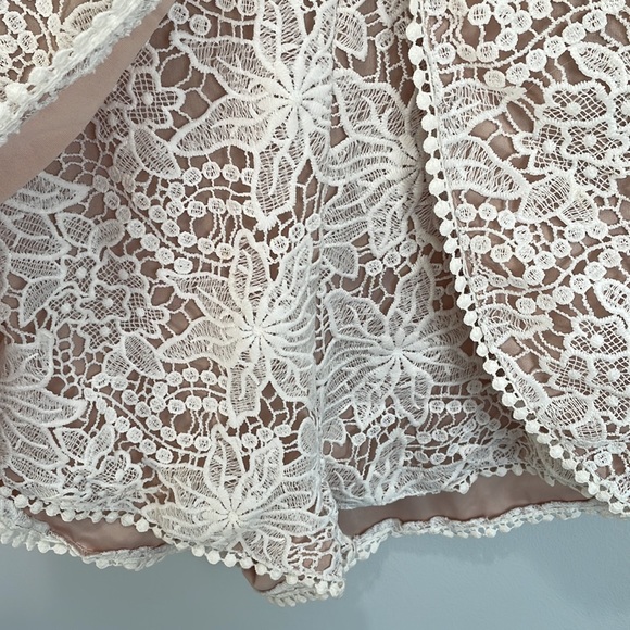 NWOT Love Tree White Lace Romper size S - Picture 3 of 7